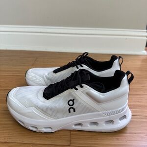 On Running Cloudnova X Men’s Sneakers Black White Size 10.5 Athletic Gym